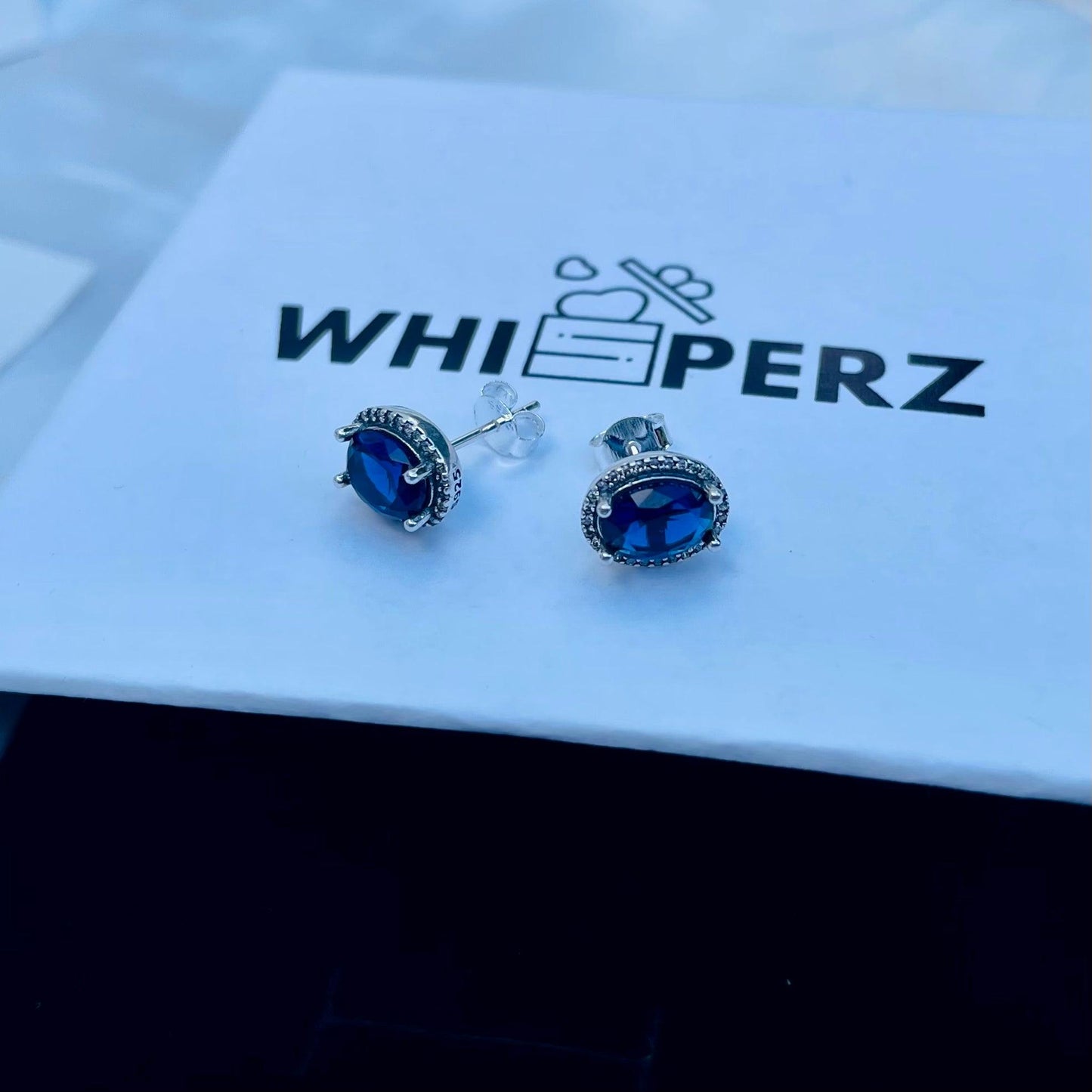 Sapphire Centerpiece Silver Earrings - Whisperz