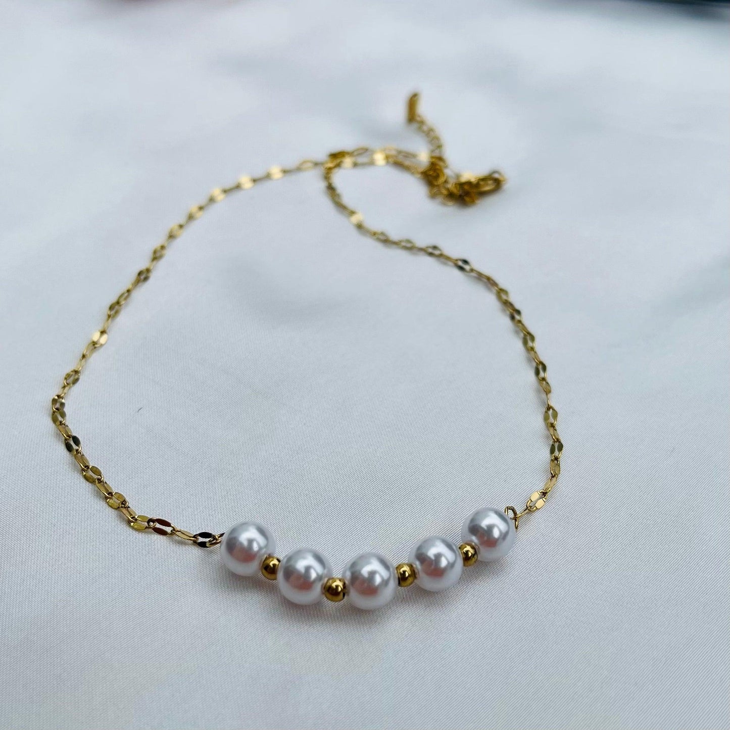 18k Gold-Plated White Pearl Necklace - Whisperz